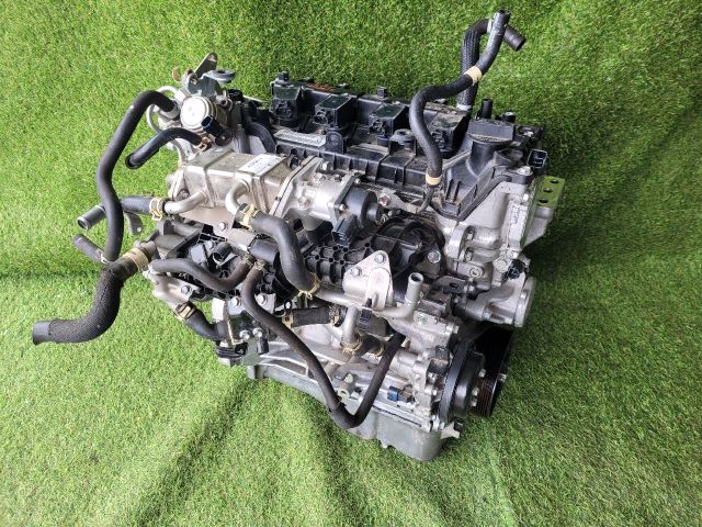 bontott SUZUKI S-CROSS Komplett Motor (Segédberendezésekkel)