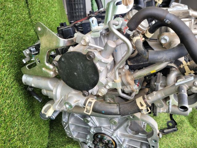 bontott SUZUKI S-CROSS Komplett Motor (Segédberendezésekkel)