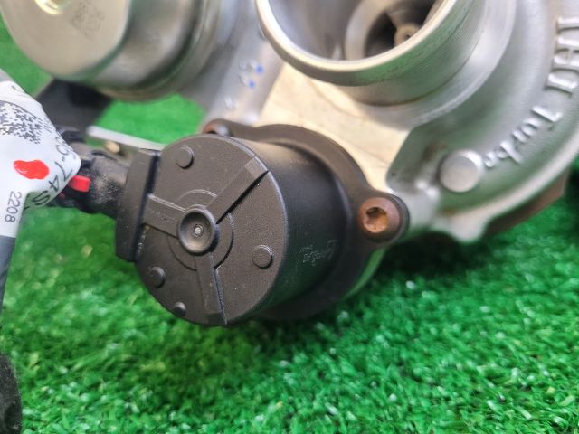 bontott SUZUKI S-CROSS Turbó