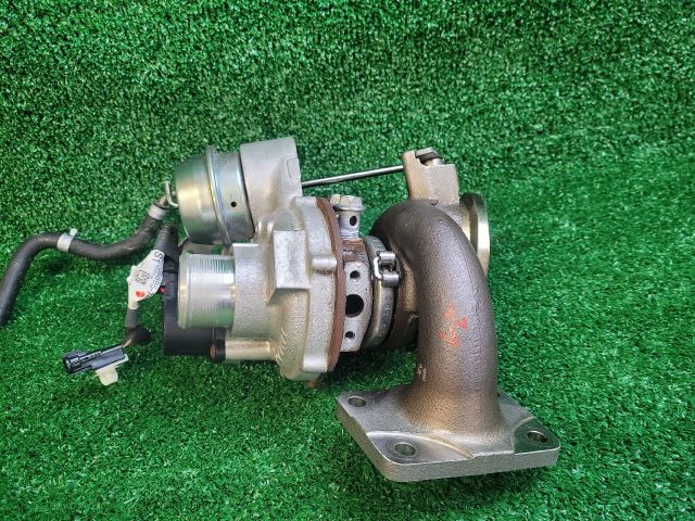 bontott SUZUKI S-CROSS Turbó