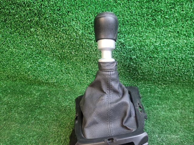 bontott SUZUKI S-CROSS Váltó Kulissza