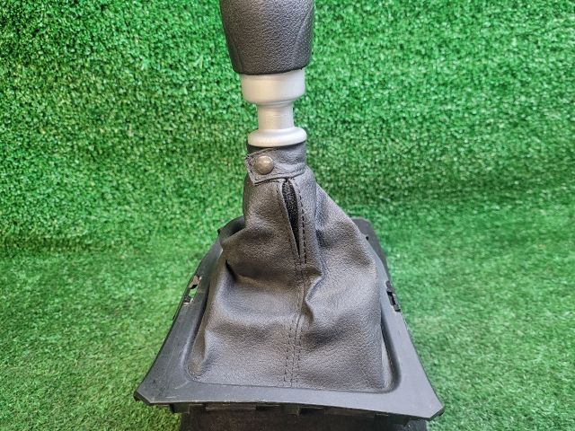 bontott SUZUKI S-CROSS Váltó Kulissza