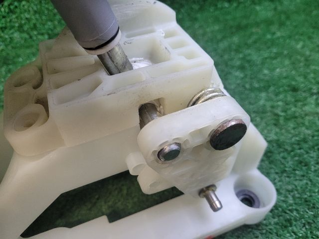 bontott SUZUKI S-CROSS Váltó Kulissza