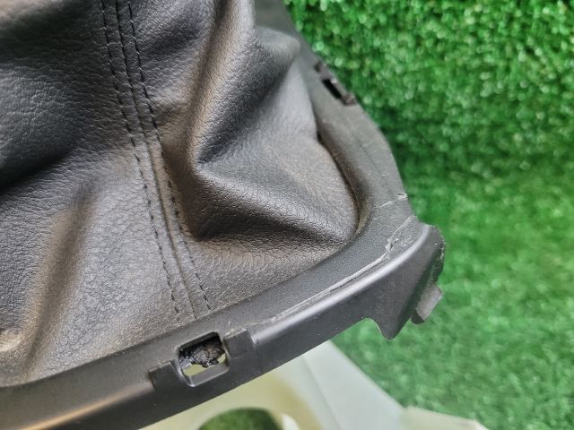 bontott SUZUKI S-CROSS Váltó Kulissza