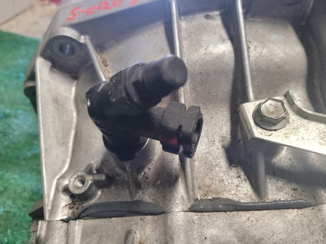 bontott SUZUKI S-CROSS Váltó (Mechanikus)