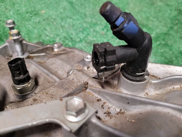 bontott SUZUKI S-CROSS Váltó (Mechanikus)