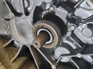 bontott SUZUKI S-CROSS Váltó (Mechanikus)