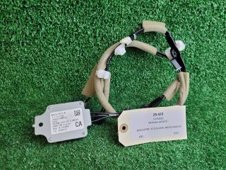 bontott SUZUKI S-CROSS Antenna Erősítő