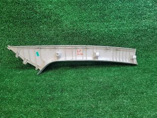 bontott SUZUKI S-CROSS Bal A Oszlop Burkolat