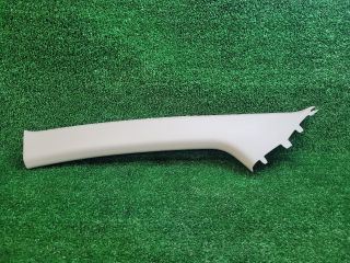 bontott SUZUKI S-CROSS Bal A Oszlop Burkolat