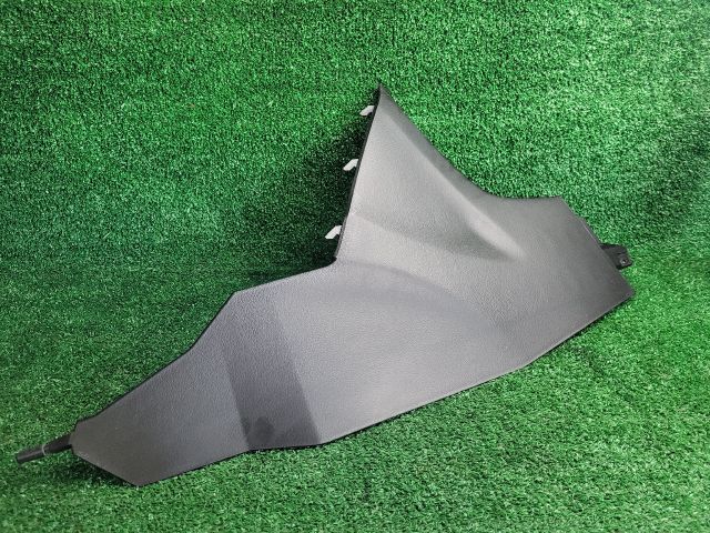 bontott SUZUKI S-CROSS Bal Alsó Műszerfal Burkolat