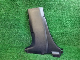 bontott SUZUKI S-CROSS Bal B Oszlop Burkolat