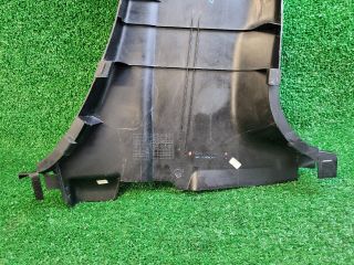 bontott SUZUKI S-CROSS Bal B Oszlop Burkolat