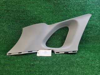 bontott SUZUKI S-CROSS Bal C Oszlop Burkolat