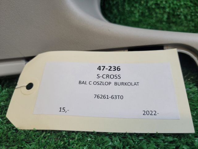 bontott SUZUKI S-CROSS Bal C Oszlop Burkolat