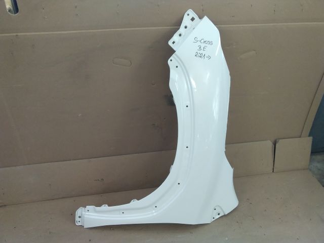 bontott SUZUKI S-CROSS Bal első Sárvédő