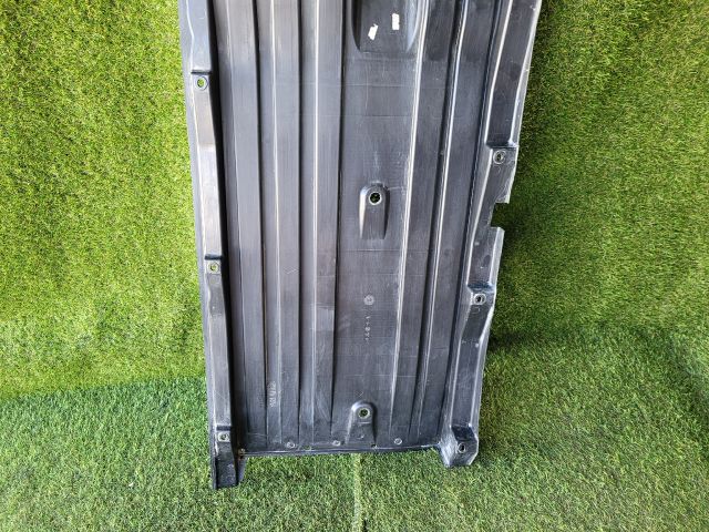 bontott SUZUKI S-CROSS Bal Fenéklemez