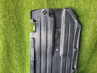 bontott SUZUKI S-CROSS Bal Fenéklemez