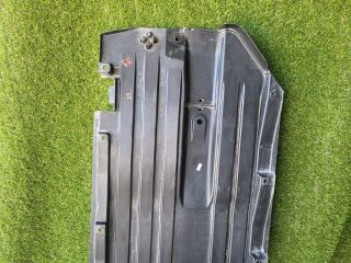 bontott SUZUKI S-CROSS Bal Fenéklemez