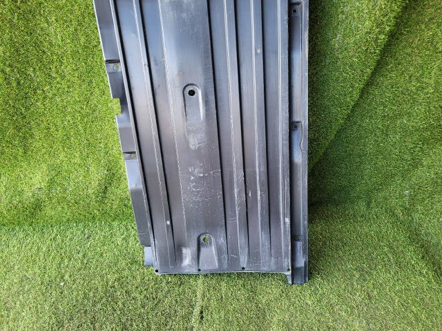 bontott SUZUKI S-CROSS Bal Fenéklemez