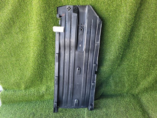 bontott SUZUKI S-CROSS Bal Fenéklemez