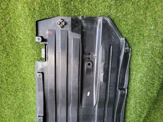 bontott SUZUKI S-CROSS Bal Fenéklemez