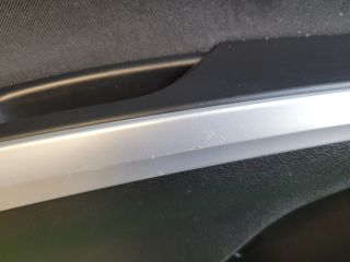 bontott SUZUKI S-CROSS Bal hátsó Ajtó Kárpit