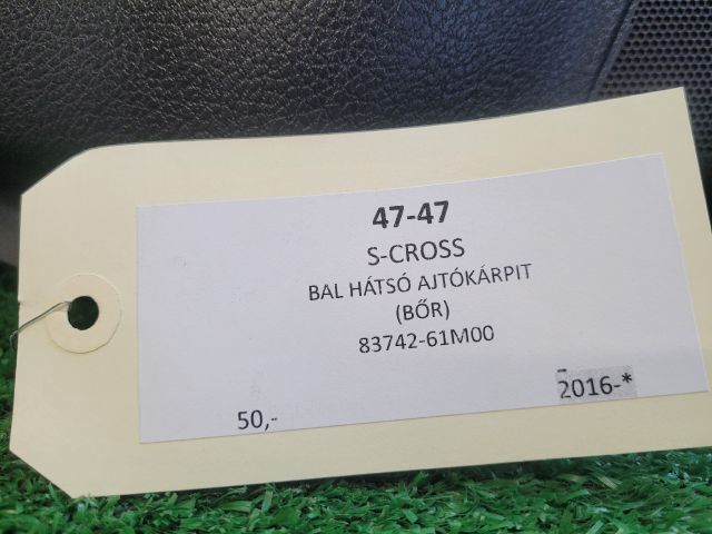 bontott SUZUKI S-CROSS Bal hátsó Ajtó Kárpit