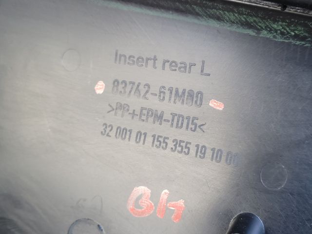 bontott SUZUKI S-CROSS Bal hátsó Ajtó Kárpit