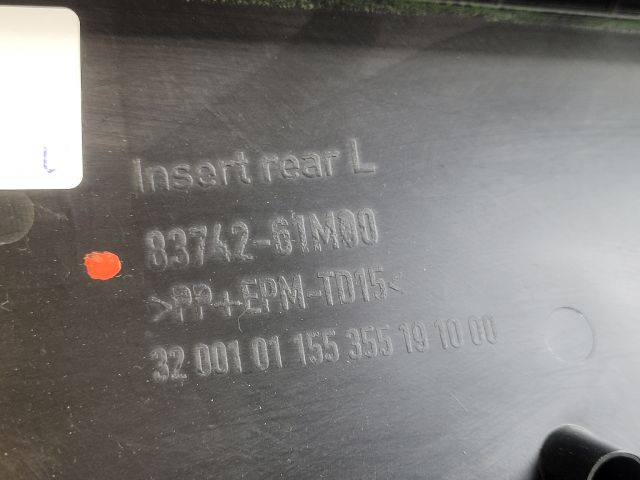 bontott SUZUKI S-CROSS Bal hátsó Ajtó Kárpit