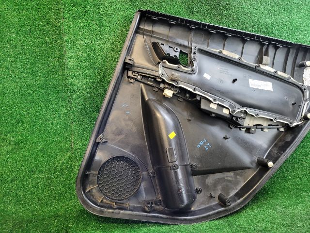 bontott SUZUKI S-CROSS Bal hátsó Ajtó Kárpit