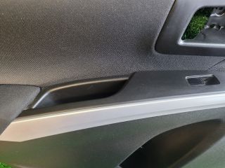 bontott SUZUKI S-CROSS Bal hátsó Ajtó Kárpit