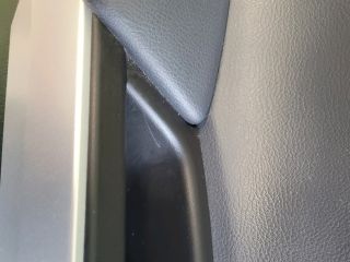 bontott SUZUKI S-CROSS Bal hátsó Ajtó Kárpit