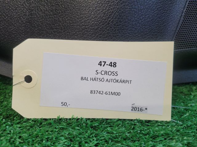 bontott SUZUKI S-CROSS Bal hátsó Ajtó Kárpit