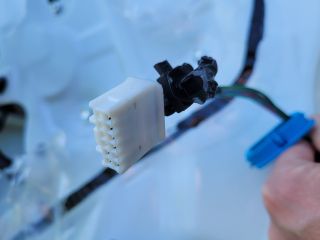 bontott SUZUKI S-CROSS Bal hátsó Ajtó (Üres lemez)