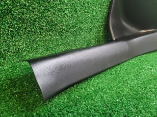 bontott SUZUKI S-CROSS Bal hátsó Belső Küszöb Burkolat