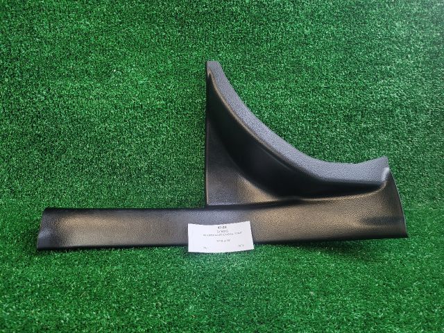 bontott SUZUKI S-CROSS Bal hátsó Belső Küszöb Burkolat