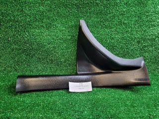 bontott SUZUKI S-CROSS Bal hátsó Belső Küszöb Burkolat