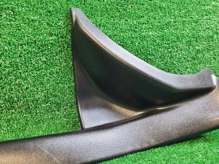 bontott SUZUKI S-CROSS Bal hátsó Belső Küszöb Burkolat