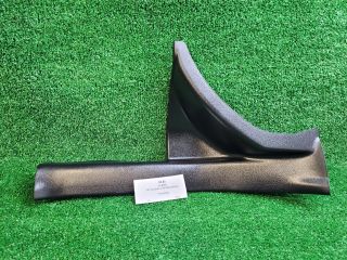 bontott SUZUKI S-CROSS Bal hátsó Belső Küszöb Burkolat