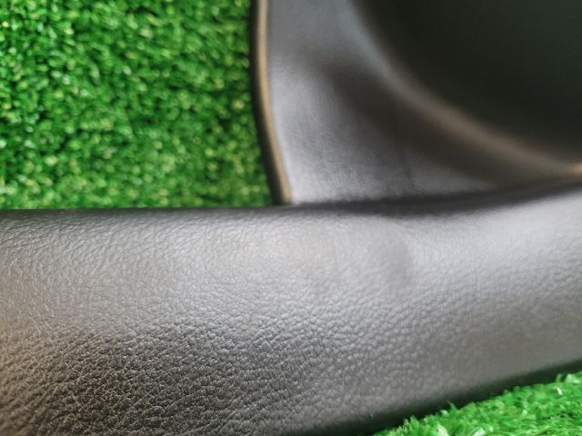 bontott SUZUKI S-CROSS Bal hátsó Belső Küszöb Burkolat