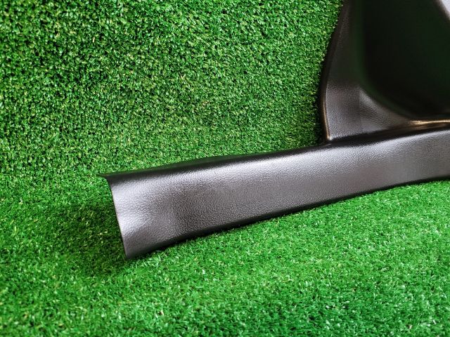 bontott SUZUKI S-CROSS Bal hátsó Belső Küszöb Burkolat