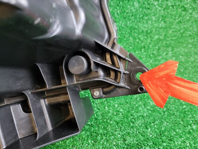 bontott SUZUKI S-CROSS Bal Ledes Fényszóró