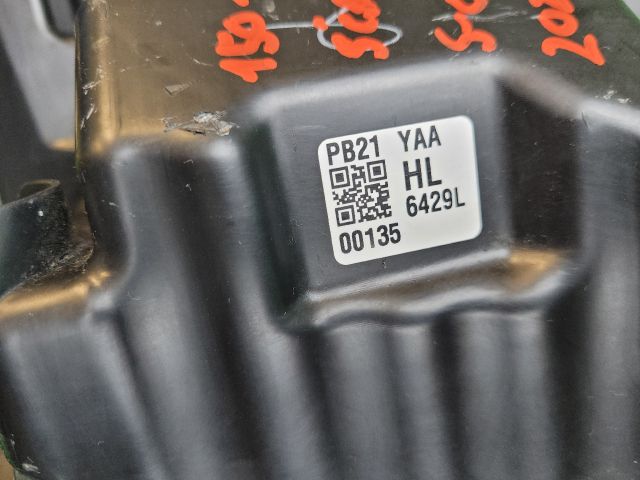 bontott SUZUKI S-CROSS Bal Ledes Fényszóró