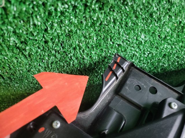 bontott SUZUKI S-CROSS Bal Ledes Fényszóró