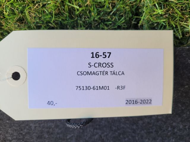 bontott SUZUKI S-CROSS Csomagtér Tálca