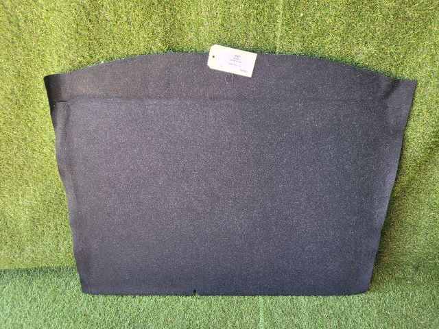 bontott SUZUKI S-CROSS Csomagtér Tálca