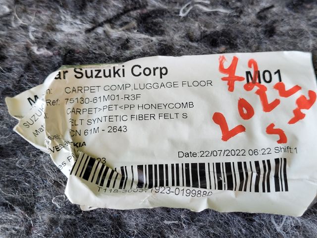 bontott SUZUKI S-CROSS Csomagtér Tálca