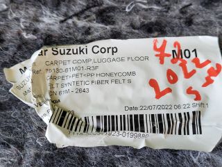 bontott SUZUKI S-CROSS Csomagtér Tálca