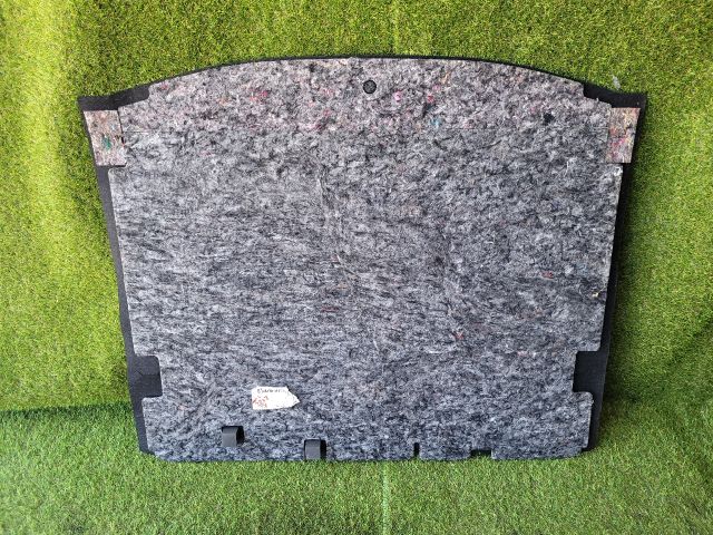 bontott SUZUKI S-CROSS Csomagtér Tálca